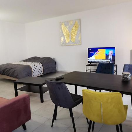 Le Patio Tram Paridis Apartment Нант Екстериор снимка